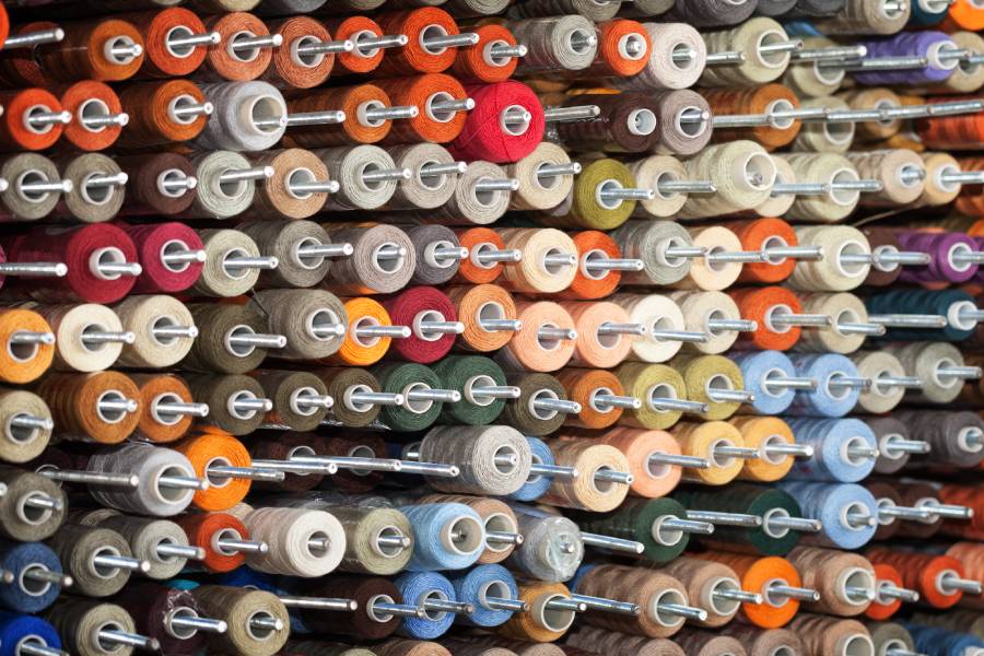 Pennenvriend Moskee Bakkerij Voor & nadelen van polyester kleding: wat is polyester?
